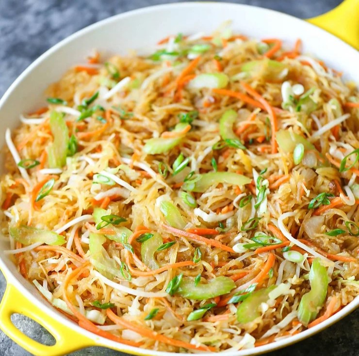 SPAGHETTI SQUASH CHOW MEIN