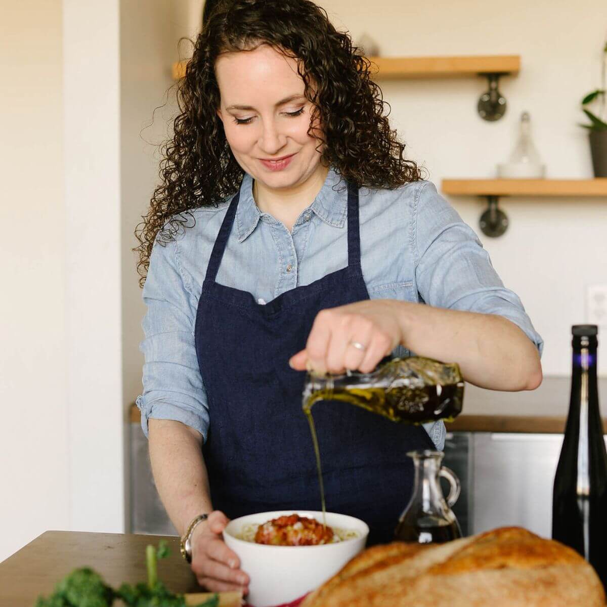 11/10/25 - Food Pairing LIVE! with Emily Lycopolus